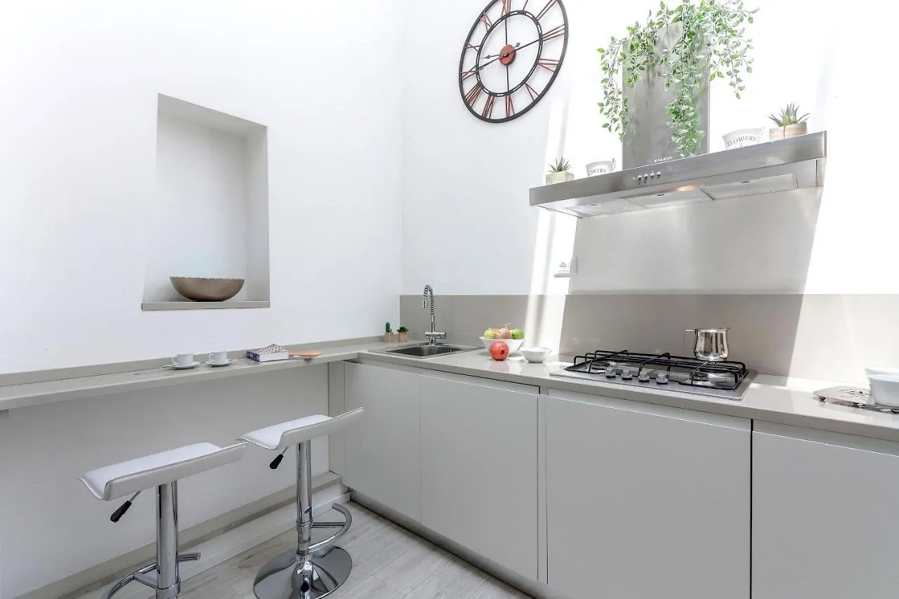 Velluti Apartment By Mamo Florence 0*,  Italie